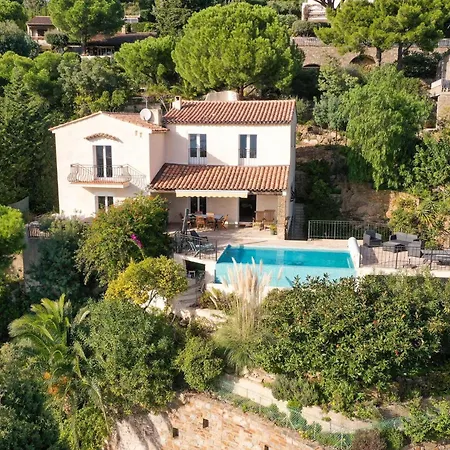 Select'sohome - Magnifique Pour 10 Personnes Avec Piscine A Debordement Et Vue Sur La ! - Pavillou